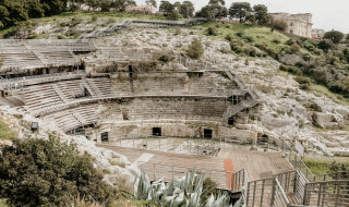 Roman_Amphitheatre_of_Caralis_(Cagliari) (1)